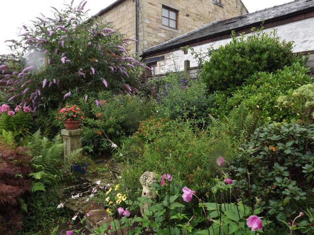 BarrowfordBestKeptGardens2019_271_25pc